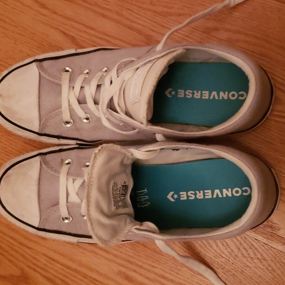 Converse low top gray shoes - Picture 4 of 4
